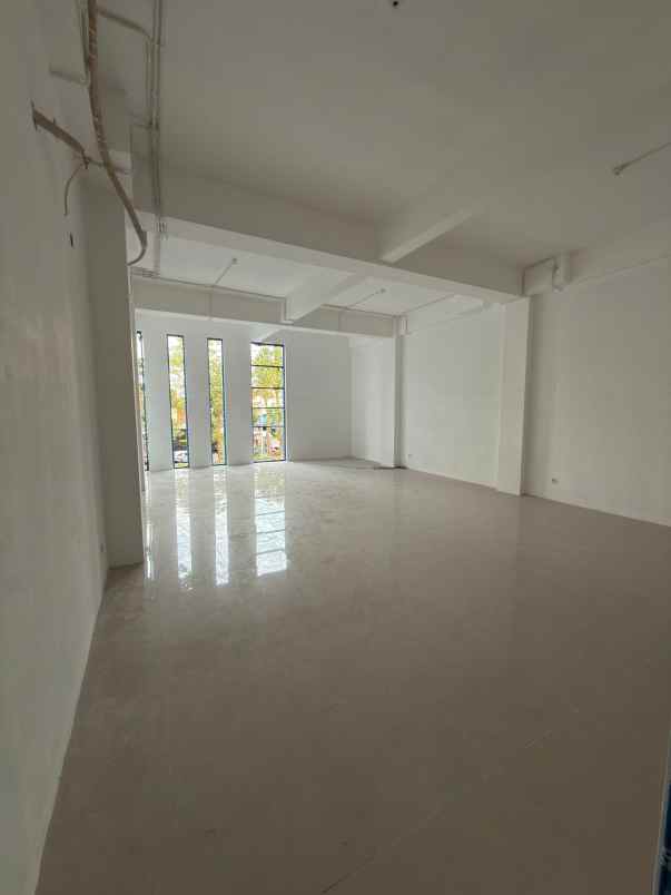 dijual ruko gudang kantor jl dr ir h soekarno