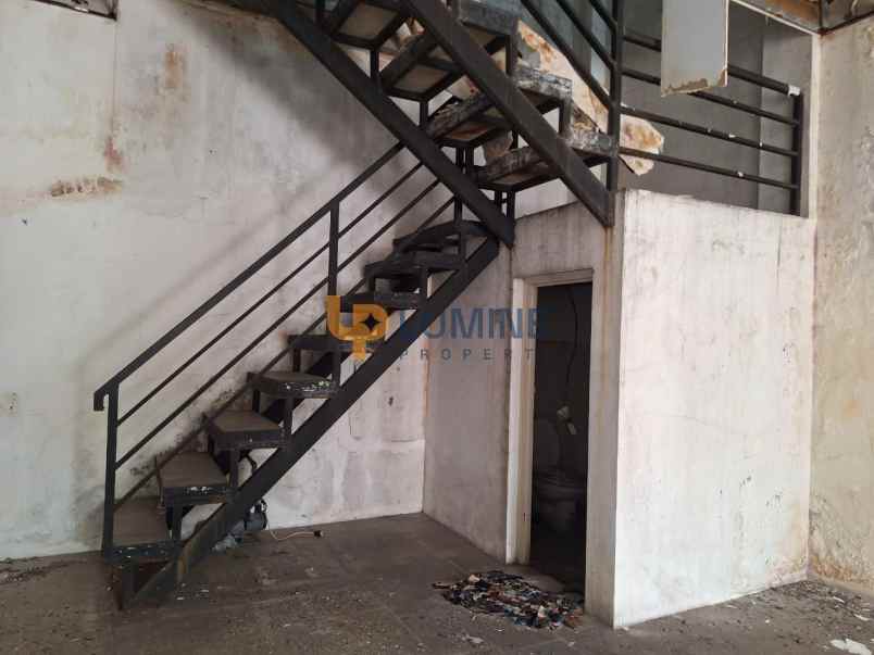 dijual ruko gudang kantor maguwoharjo