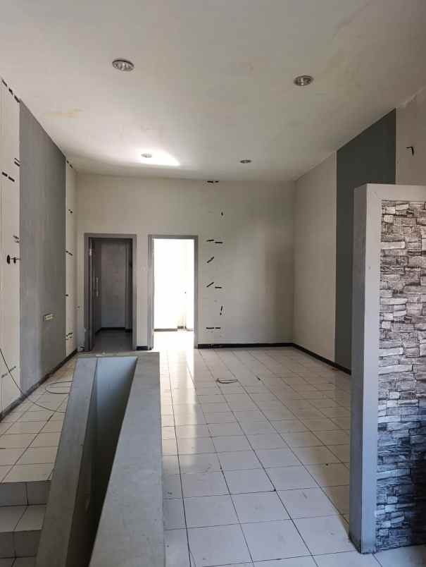 dijual ruko murah di jalan raya tlogomas malang