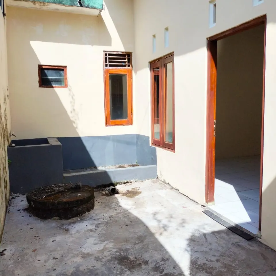 dijual rumah 1 km ke pamella 7