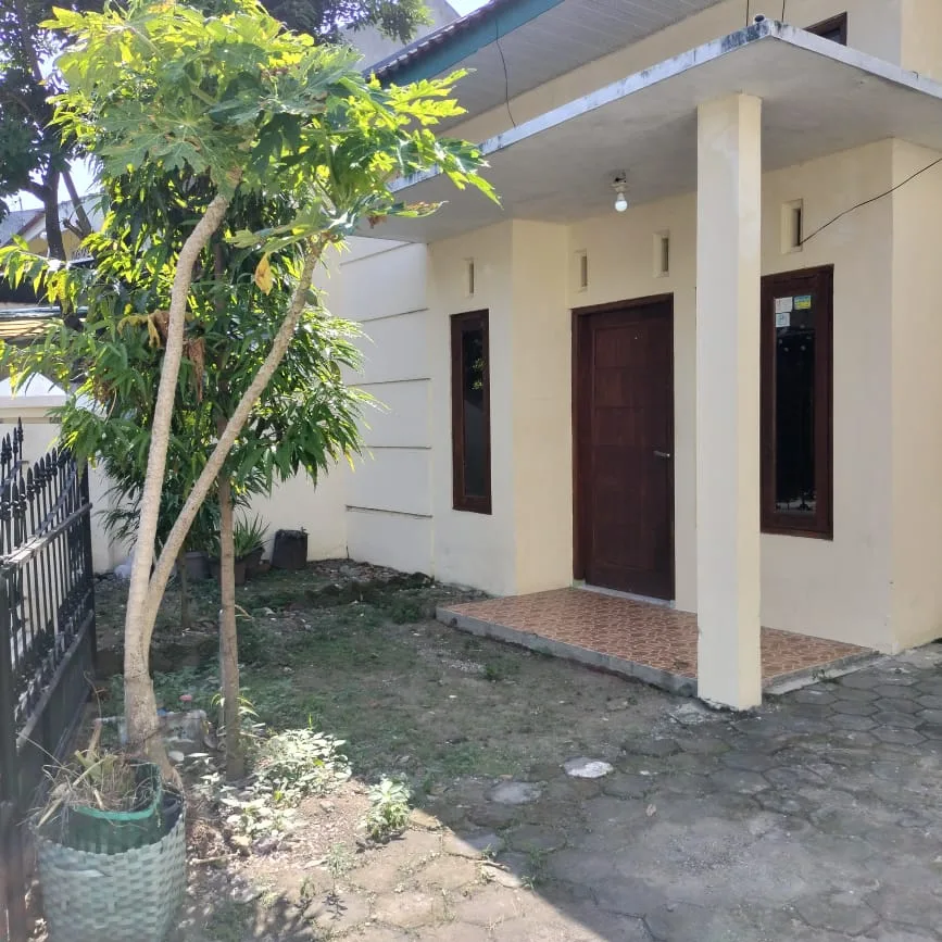dijual rumah 1 km ke pamella 7