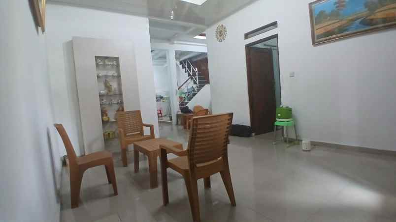 dijual rumah 2lt strategis di sukmajaya depok