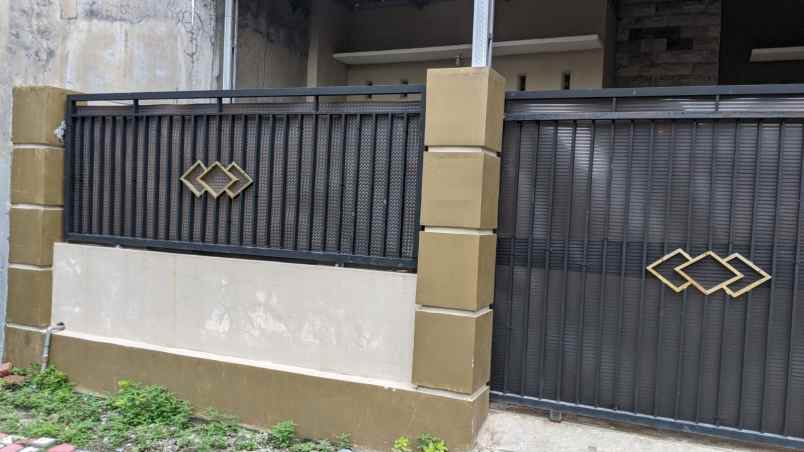 dijual rumah ahmad yani