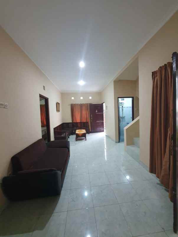 dijual rumah anggajaya