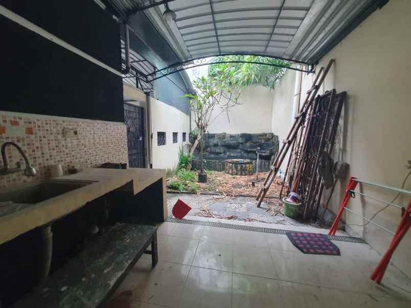 dijual rumah anggajaya