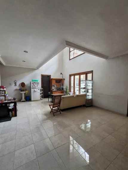 dijual rumah araya 1 galaxy bumi permai