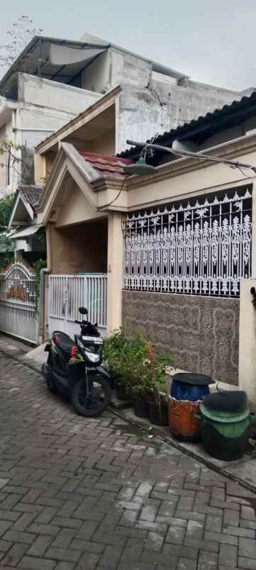 dijual rumah balongsari tama