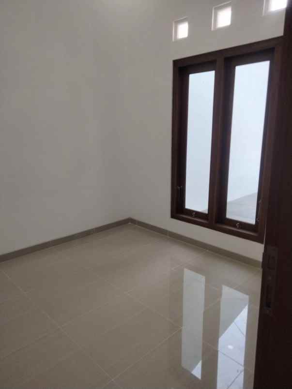 dijual rumah bangunjiwo kasihan bantul