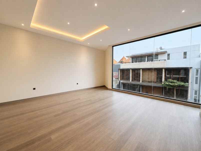 dijual rumah baru mewah di permata buana