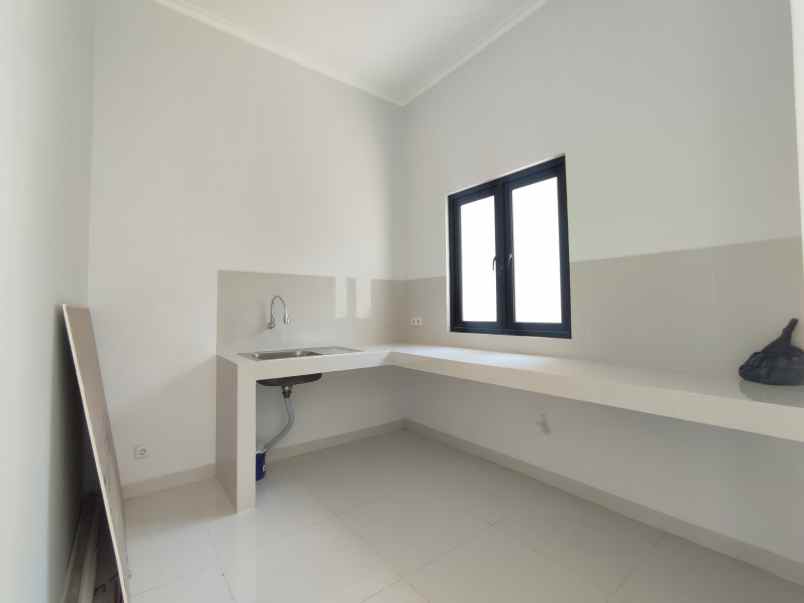 dijual rumah buahbatu