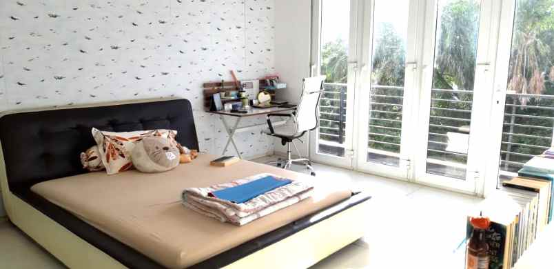 dijual rumah bukit gading mediterania