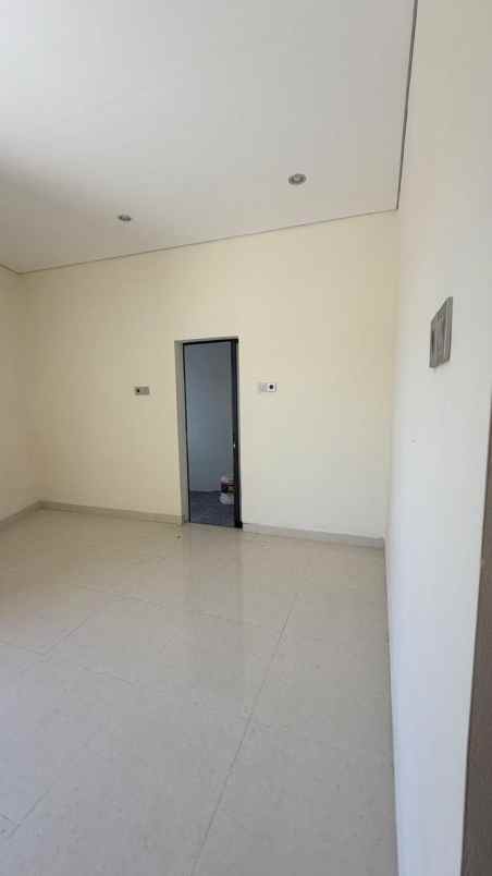 dijual rumah candi gebang