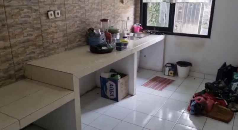 dijual rumah cantik dalam komplek di cimanggis depok
