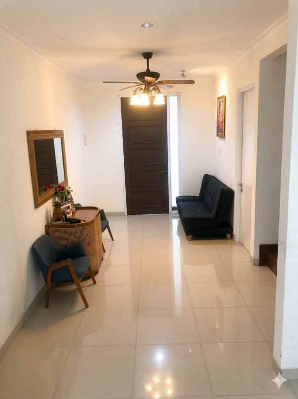 dijual rumah cantik dan siap huni di citragran cibubur