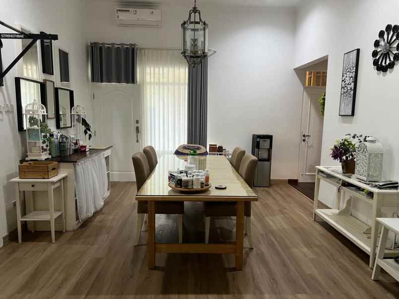 dijual rumah cantik di tebet jakarta selatan