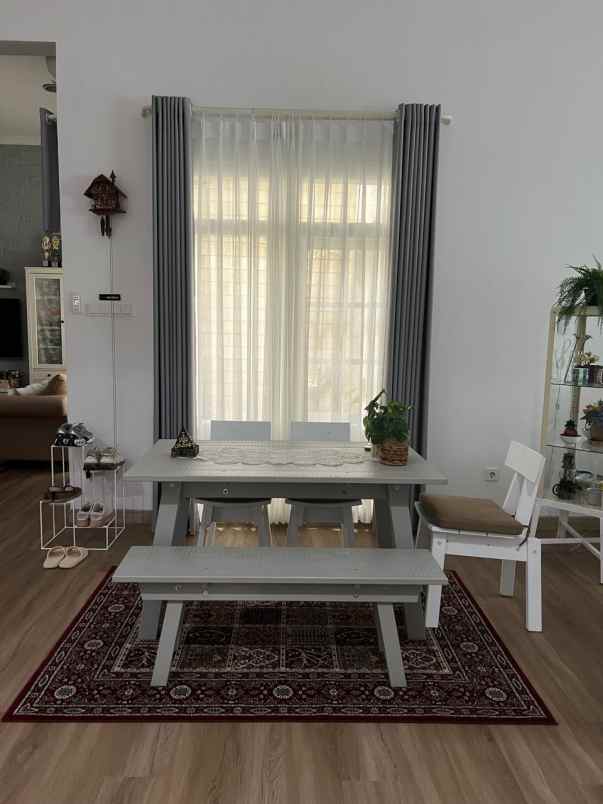 dijual rumah cantik di tebet jakarta selatan
