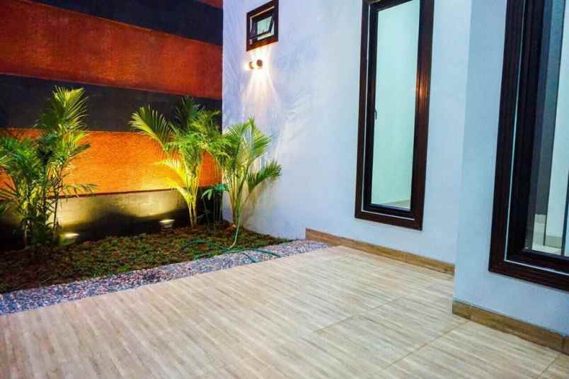 dijual rumah cempaka putih jakarta