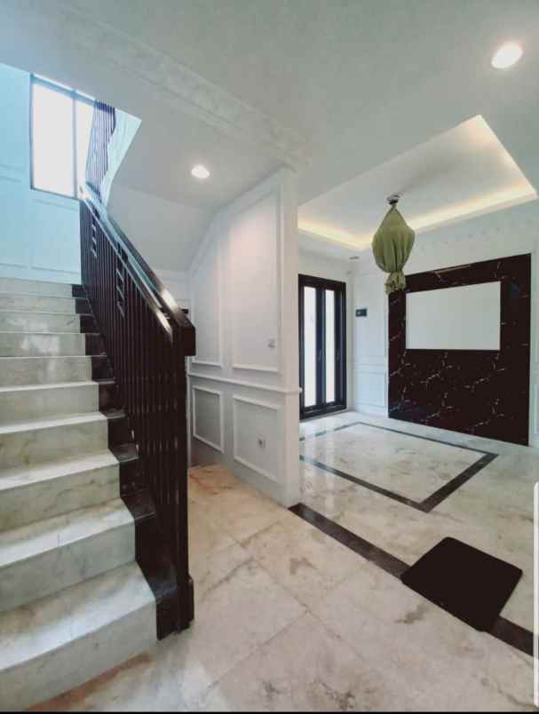 dijual rumah ciganjur
