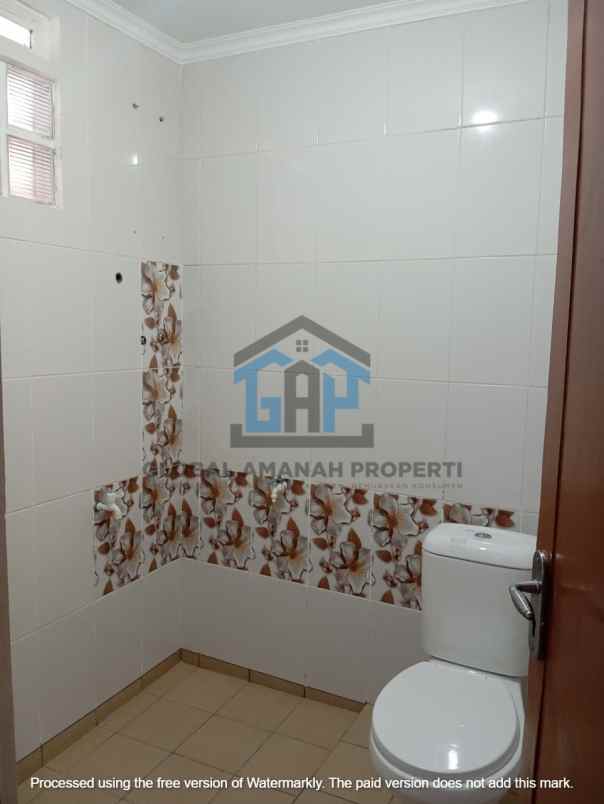 dijual rumah cihanjuang