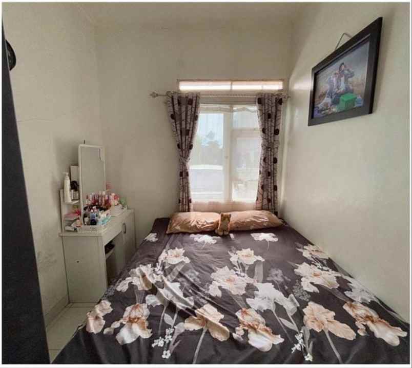 dijual rumah cihanjuang cimahi