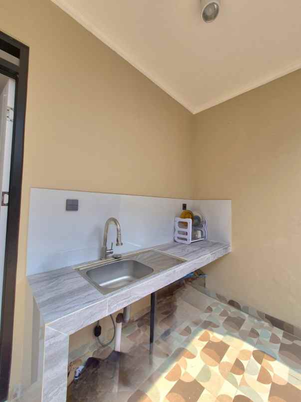 dijual rumah cikunir