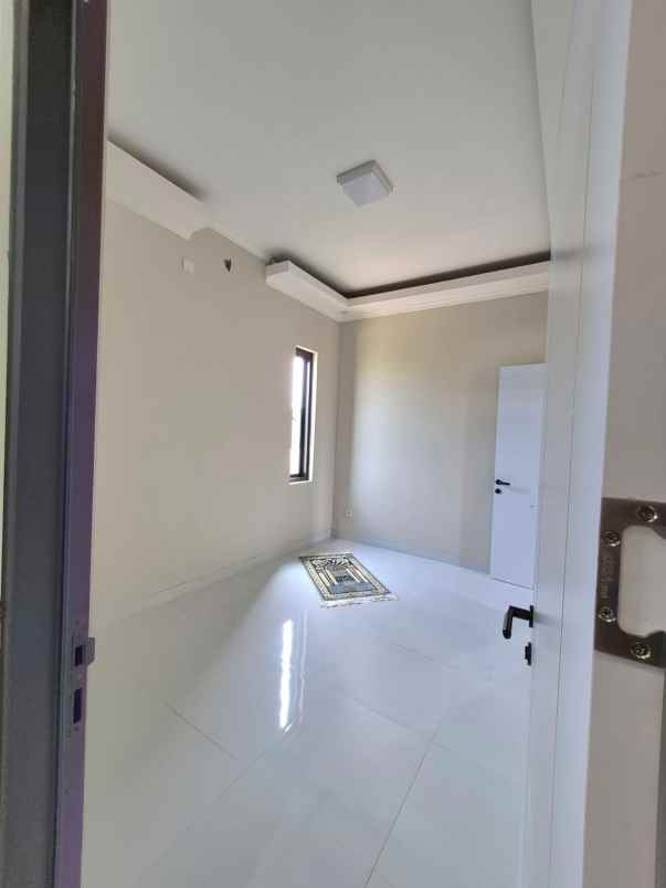 dijual rumah cikunir
