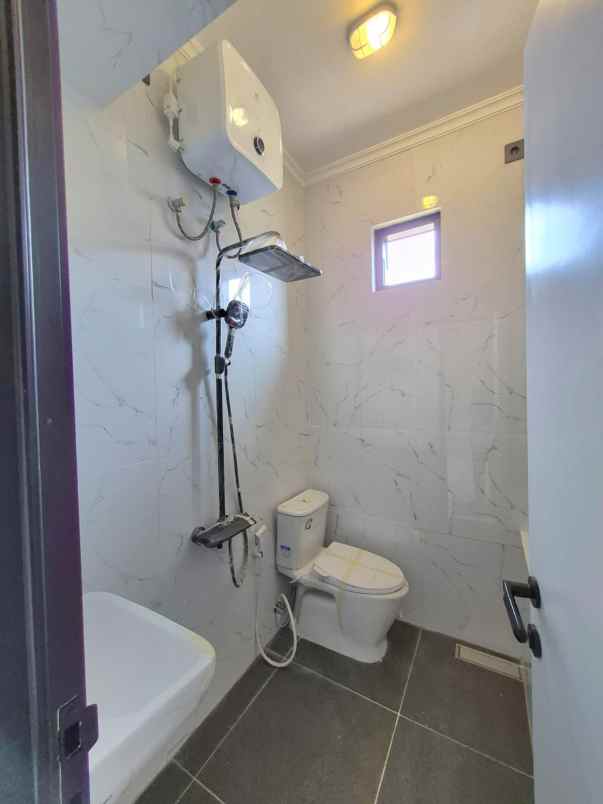 dijual rumah cikunir