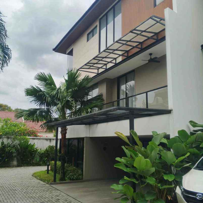 dijual rumah cilandak timur pasar