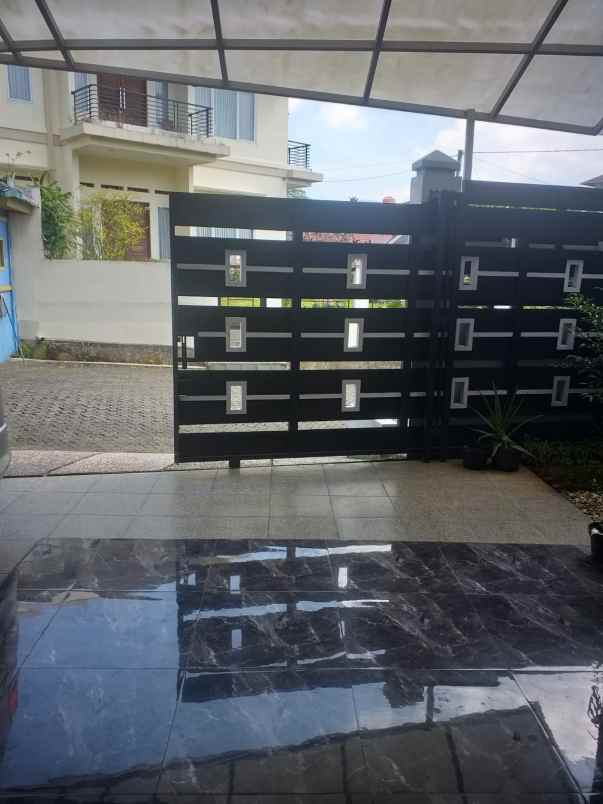 dijual rumah cipanas cianjur