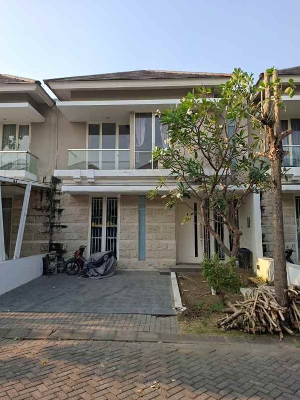 dijual rumah citraland greenlake