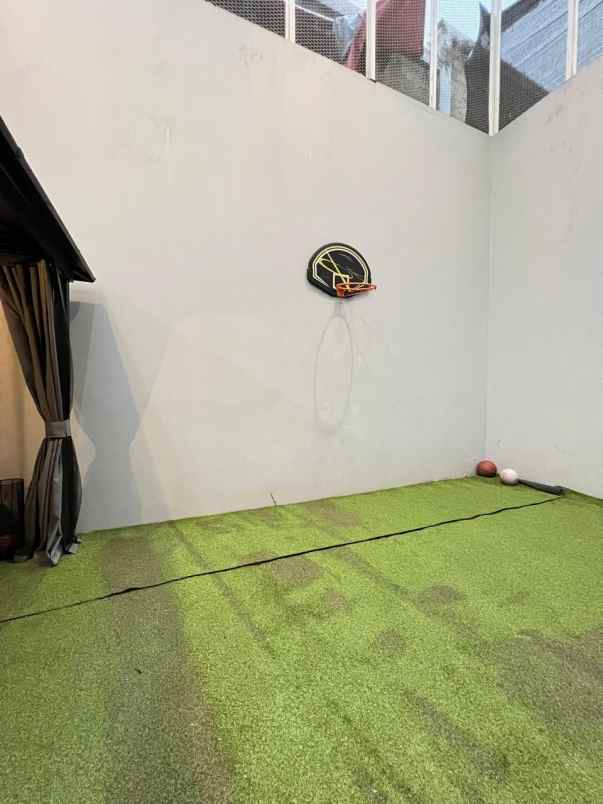 dijual rumah ciwaruga