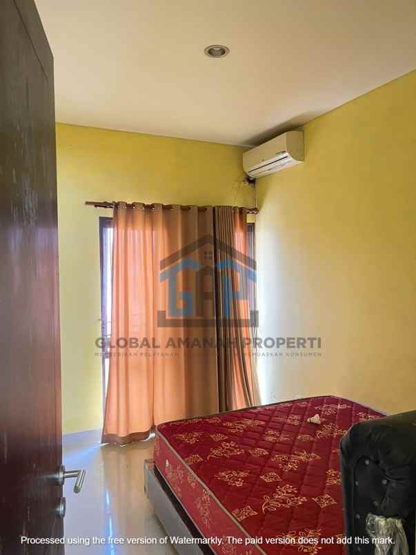 dijual rumah ciwaruga