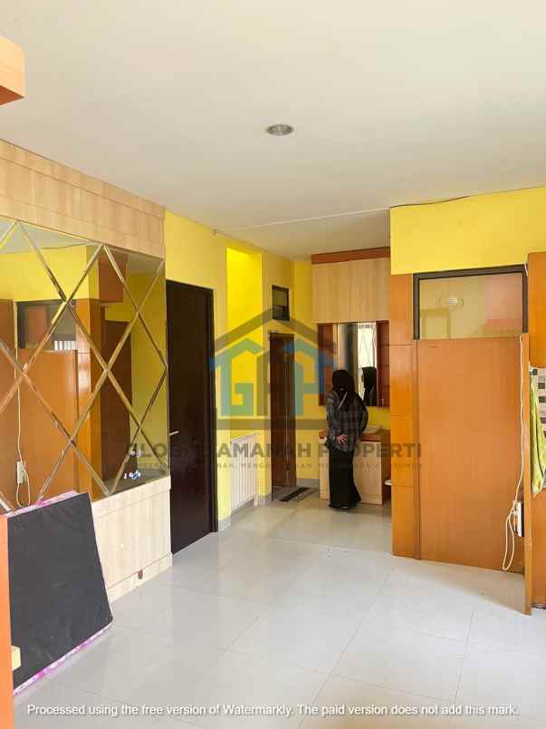 dijual rumah ciwaruga