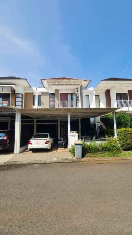 dijual rumah cluster 2 lantai full furnished siap huni