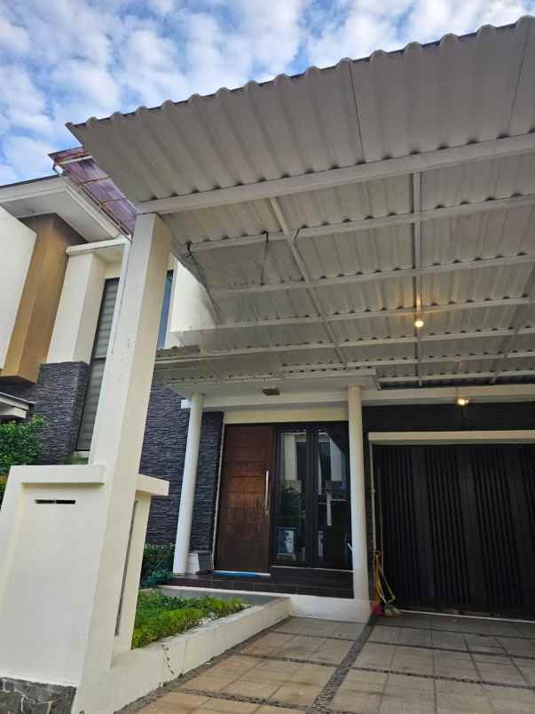 dijual rumah cluster asera one south