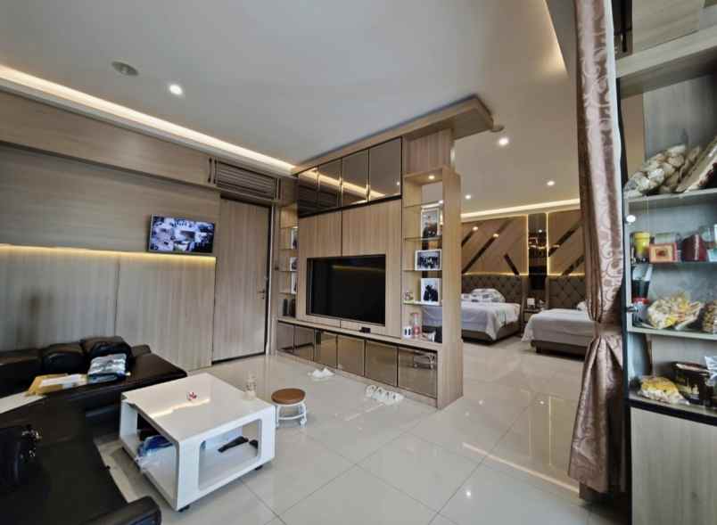 dijual rumah cluster asia tropis