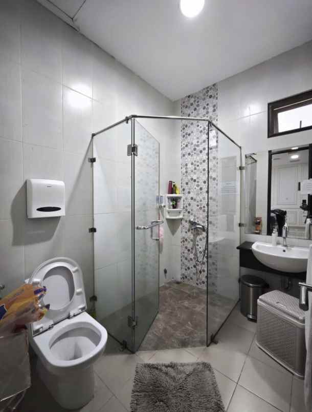dijual rumah cluster asia tropis