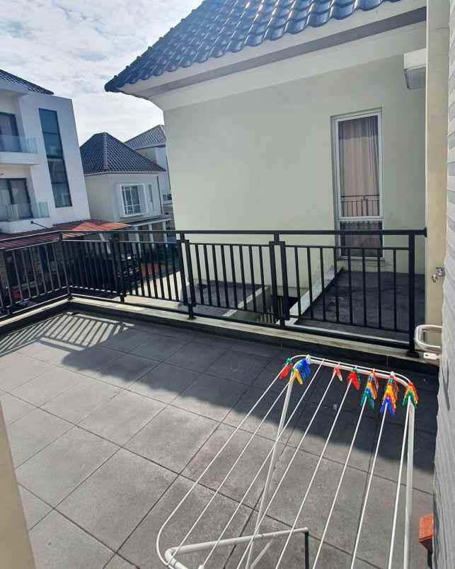 dijual rumah cluster atlanta village