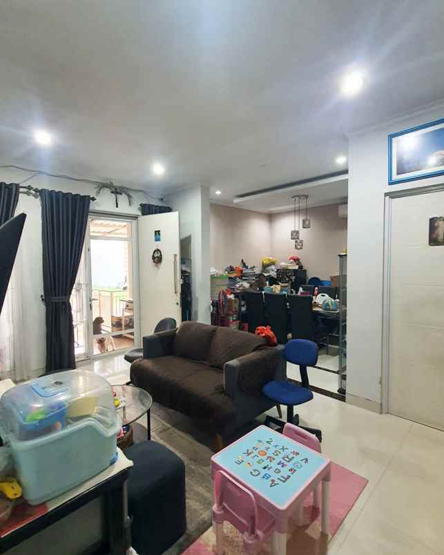 dijual rumah cluster atlanta village