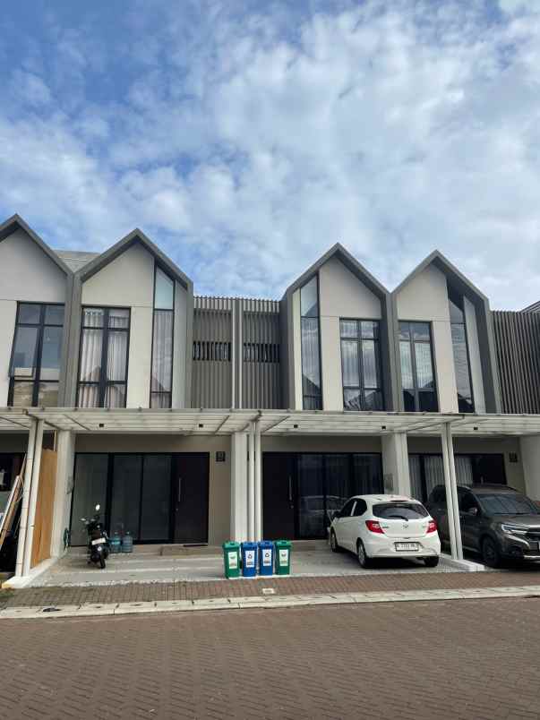 dijual rumah cluster denver pik2