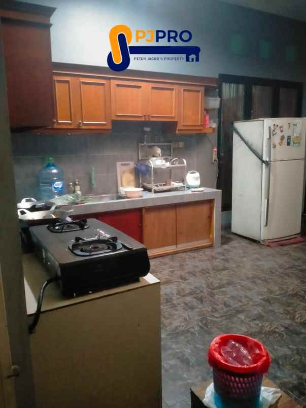 dijual rumah cluster harapan indah