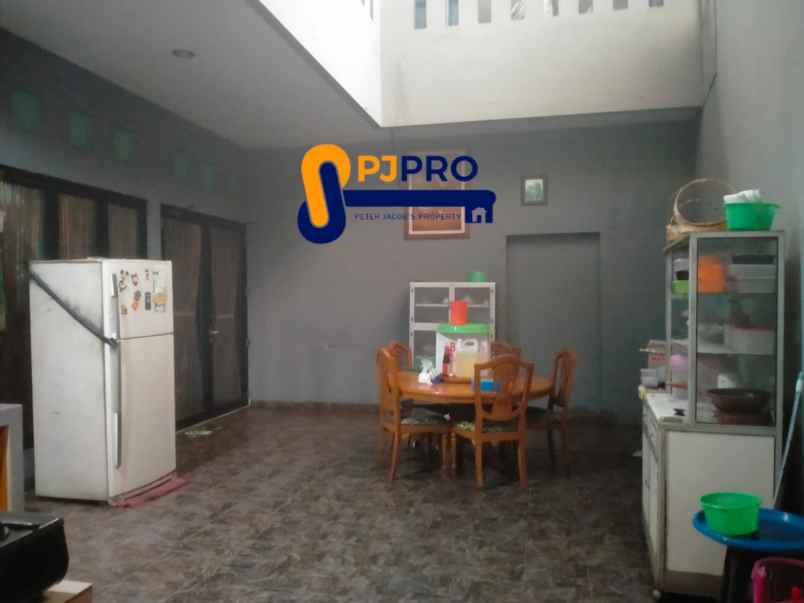 dijual rumah cluster harapan indah