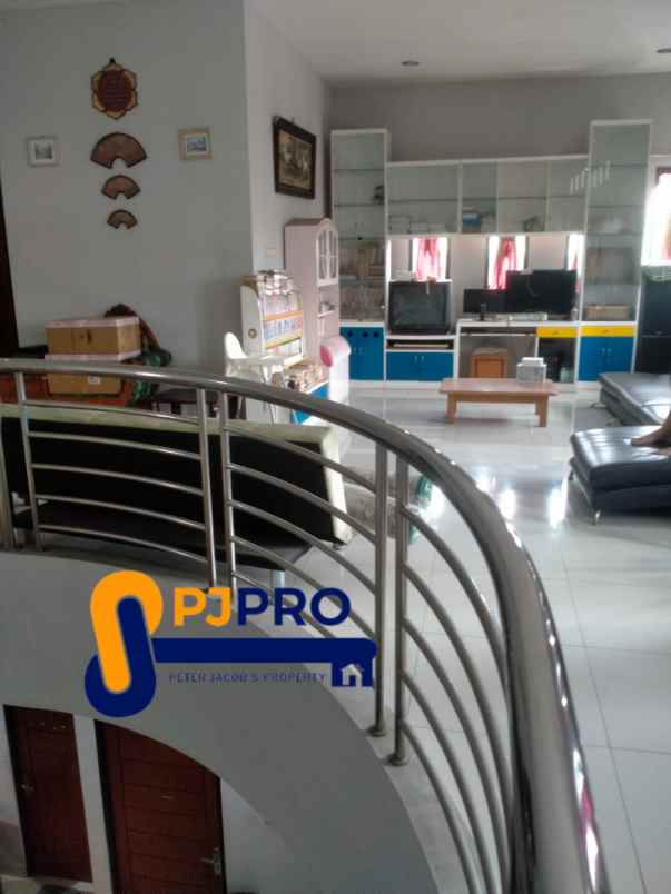 dijual rumah cluster harapan indah