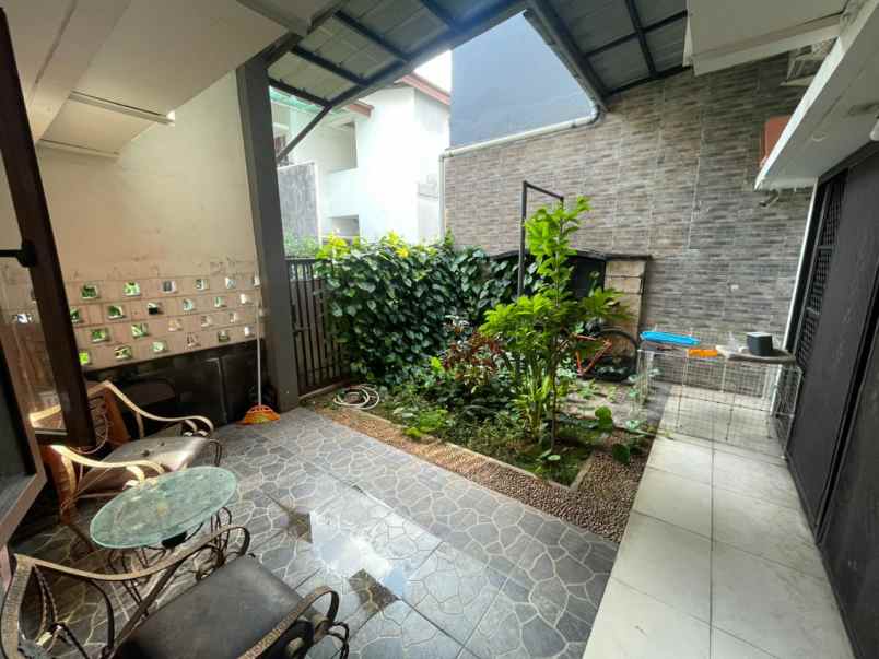 dijual rumah cluster lantana jgc