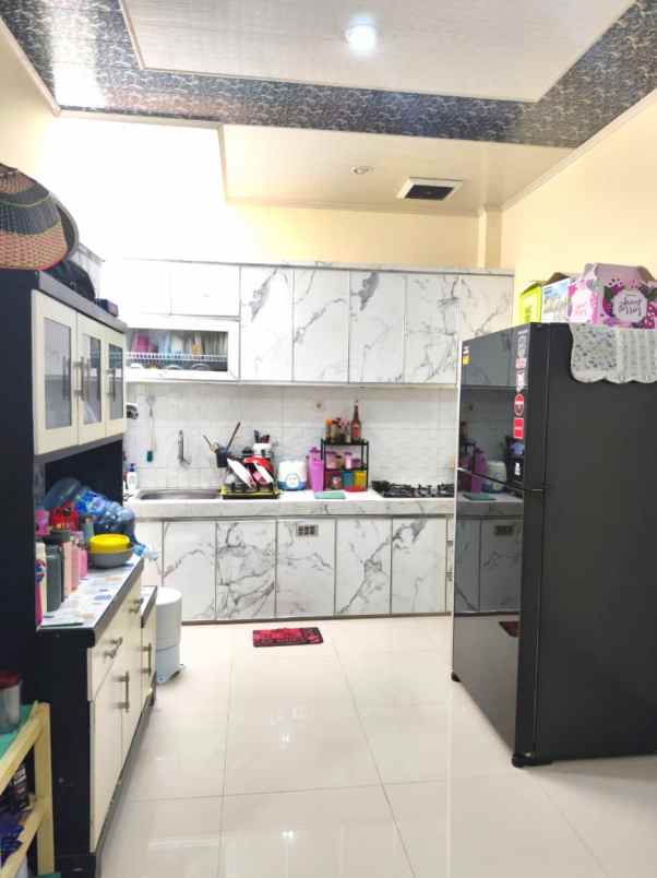 dijual rumah cluster lavesh harapan
