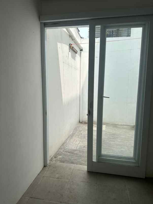 dijual rumah cluster lavesh harapan