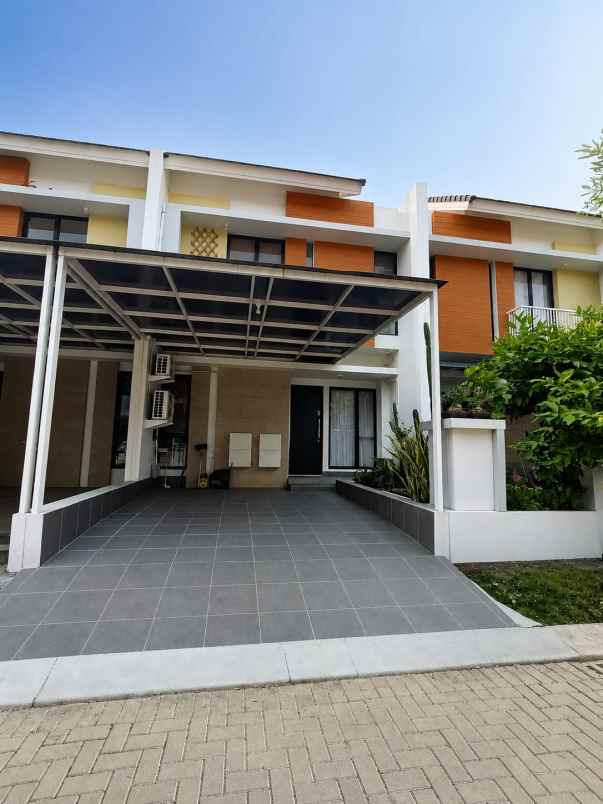 dijual rumah cluster lavesh kota