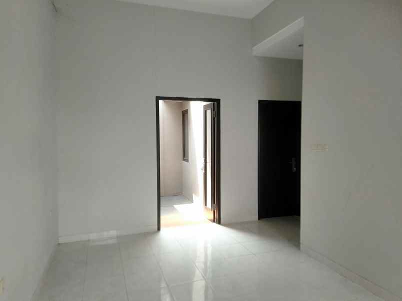 dijual rumah cluster le mirrage hill