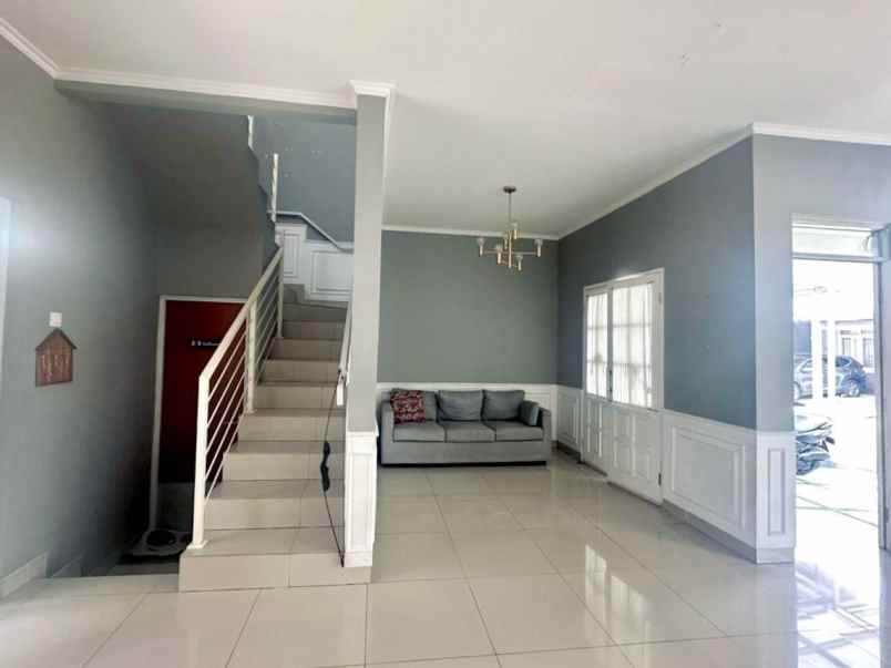 dijual rumah cluster paradise regency
