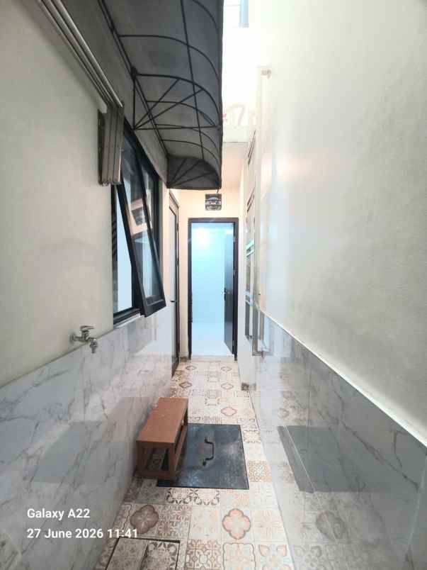 dijual rumah cluster regia summarecon